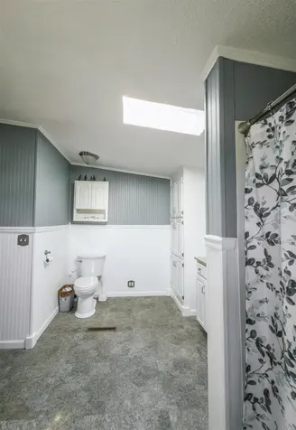 8 Cammett Drive Raymond NH 03077