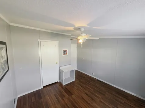 8 Cammett Drive Raymond NH 03077
