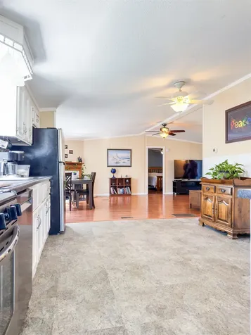 8 Cammett Drive Raymond NH 03077