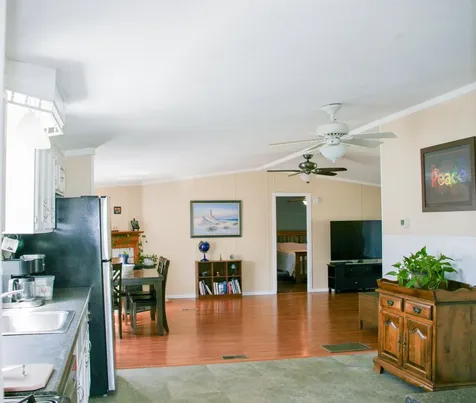 8 Cammett Drive Raymond NH 03077