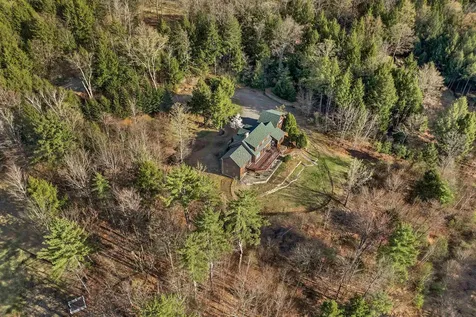423 Taft Family Road Hartford VT 05059