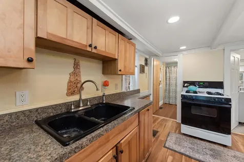 2577 Us Route 3 Thornton NH 03285