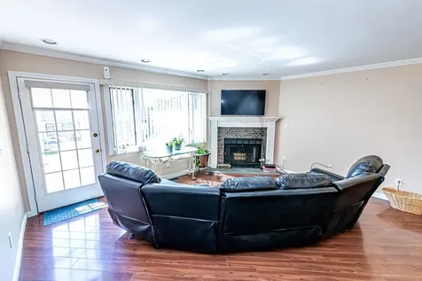 83 Spinnaker Way Portsmouth NH 03801