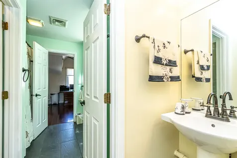 83 Spinnaker Way Portsmouth NH 03801