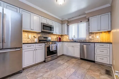 83 Spinnaker Way Portsmouth NH 03801