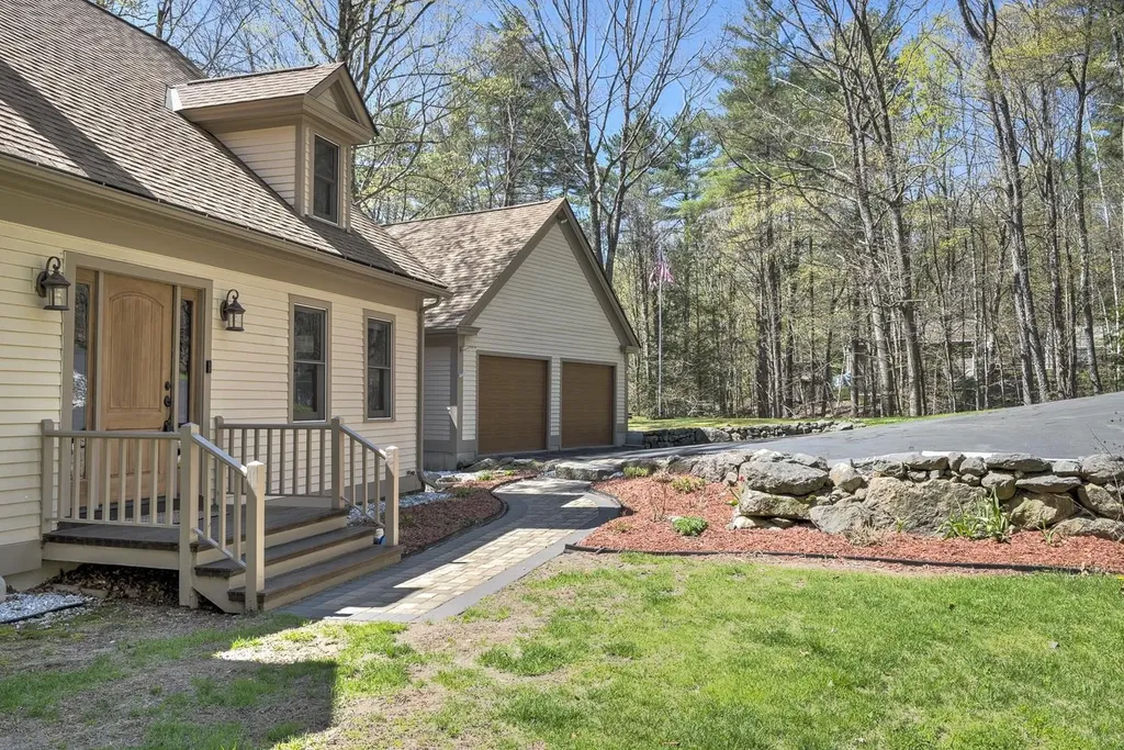 143 Peg Shop Road Keene NH 03431