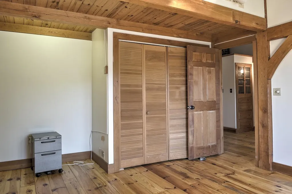 143 Peg Shop Road Keene NH 03431