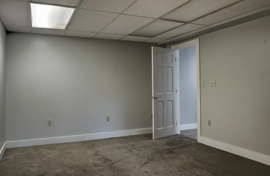 143 Peg Shop Road Keene NH 03431