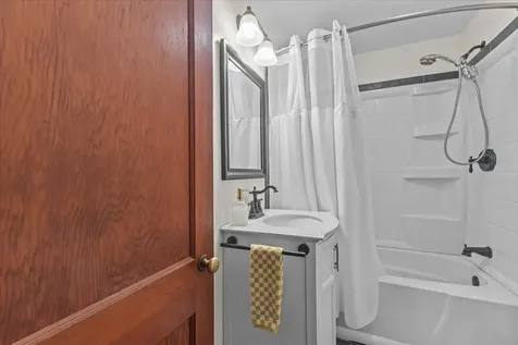 11 Thrush Lane Northfield VT 05663