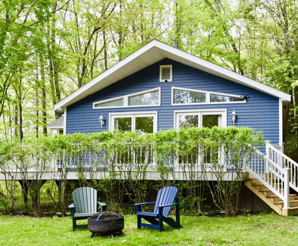 11 Mudgett Avenue Meredith NH 03253