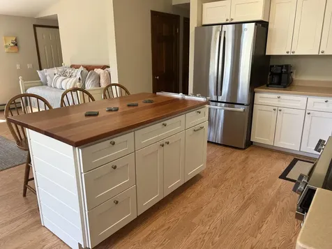 11 Mudgett Avenue Meredith NH 03253