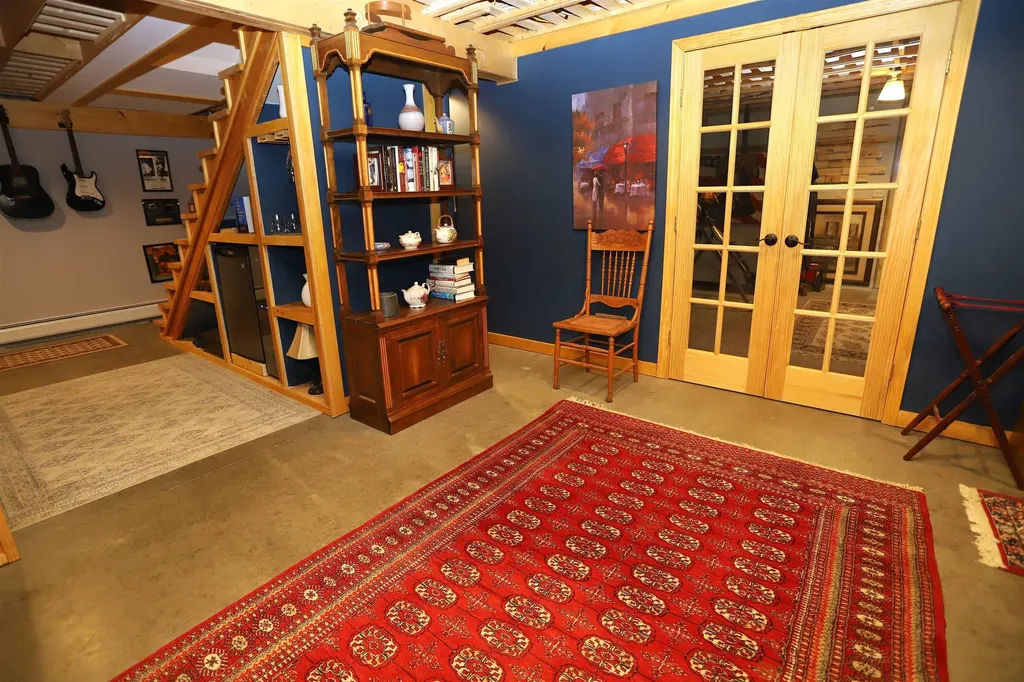 72 Clover Lane Newport City VT 05855