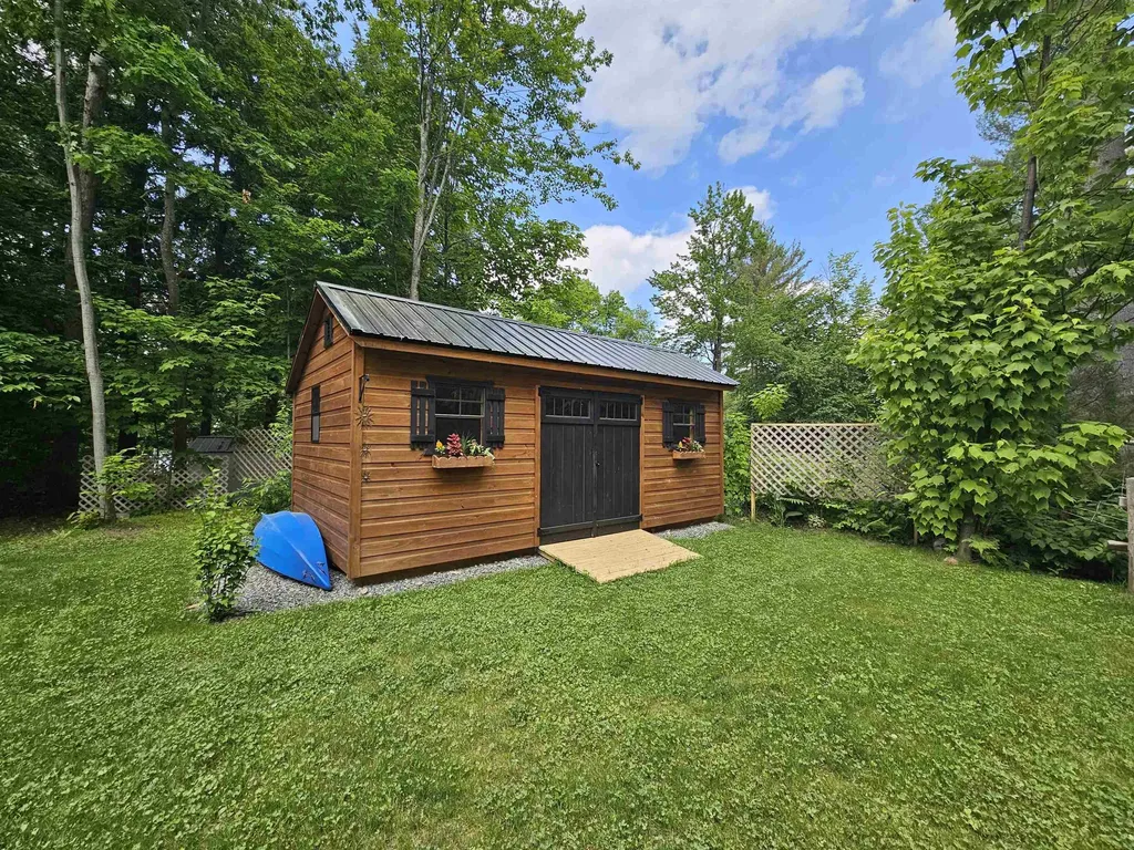 72 Clover Lane Newport City VT 05855