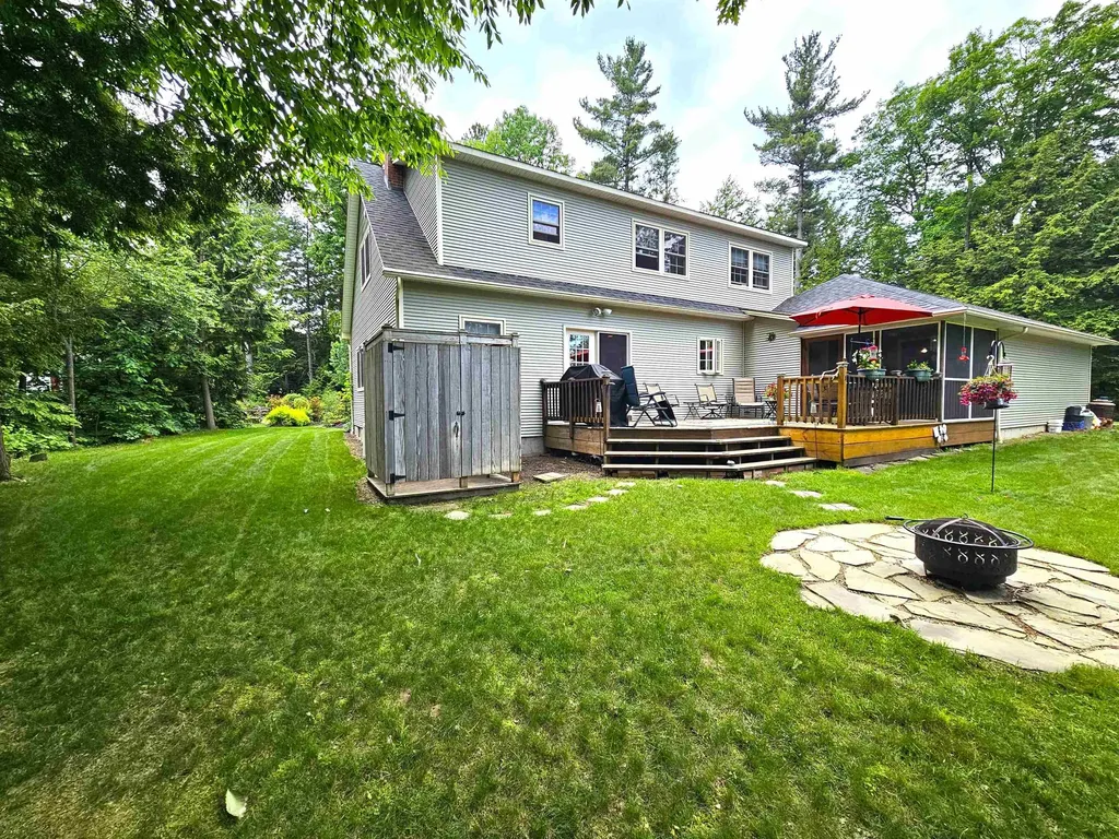 72 Clover Lane Newport City VT 05855