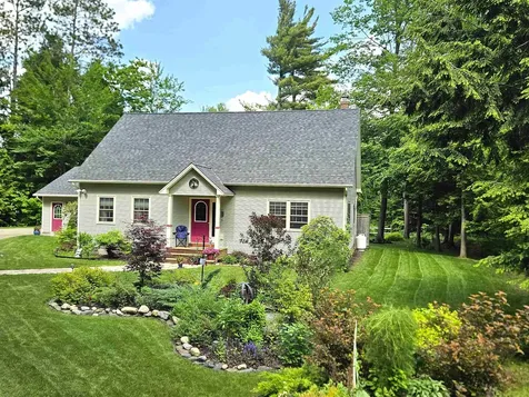 72 Clover Lane Newport City VT 05855