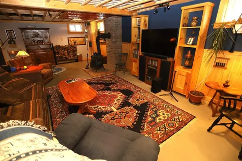 72 Clover Lane Newport City VT 05855