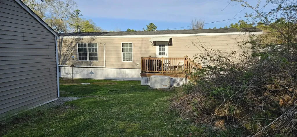 87 Mobile Drive Hudson NH 03051