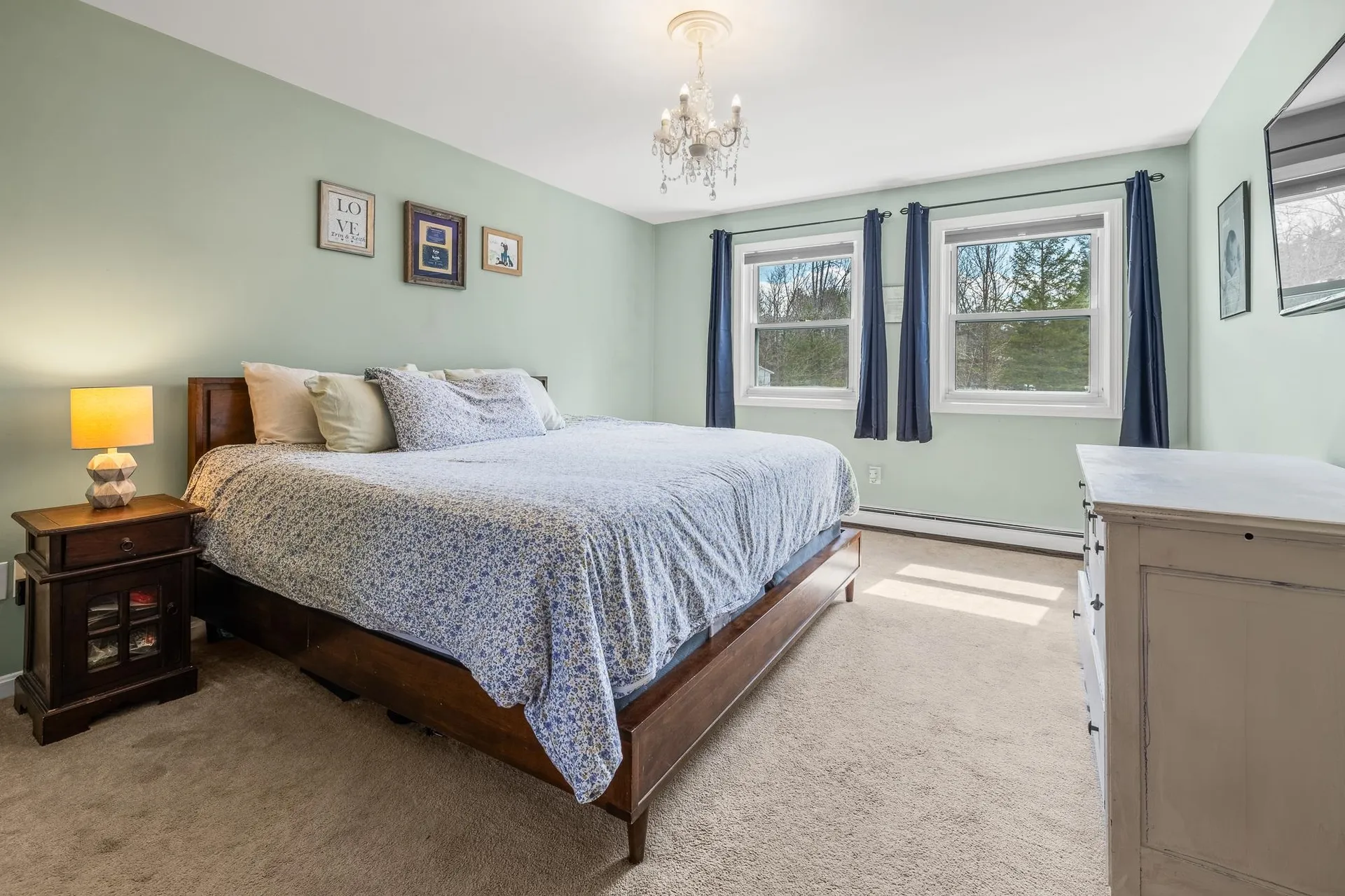 24 Chelsea Circle Lebanon NH 03784