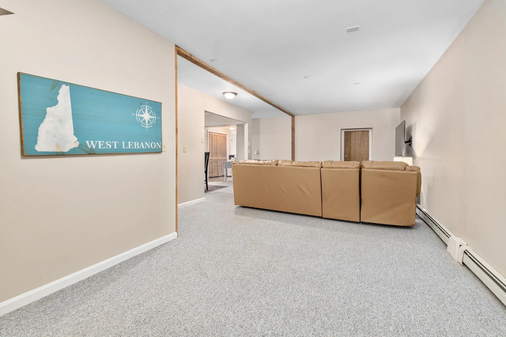 24 Chelsea Circle Lebanon NH 03784