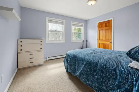 24 Chelsea Circle Lebanon NH 03784