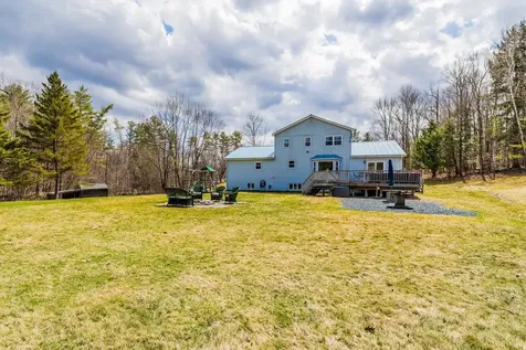 24 Chelsea Circle Lebanon NH 03784