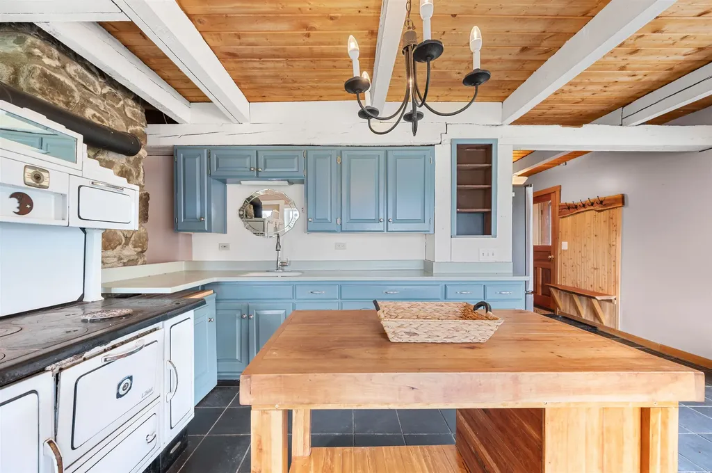 518 Hampshire Hill Road Worcester VT 05682