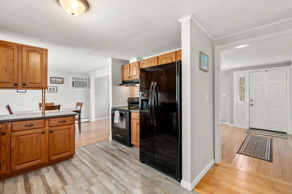 10 Pheasant Lane Atkinson NH 03811