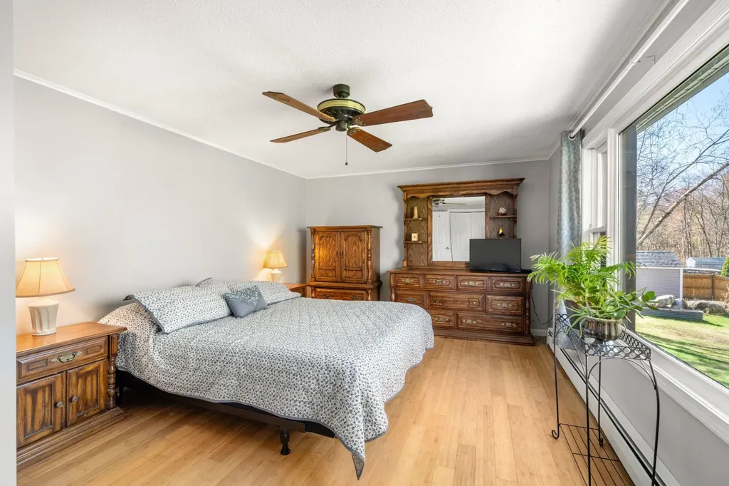 10 Pheasant Lane Atkinson NH 03811