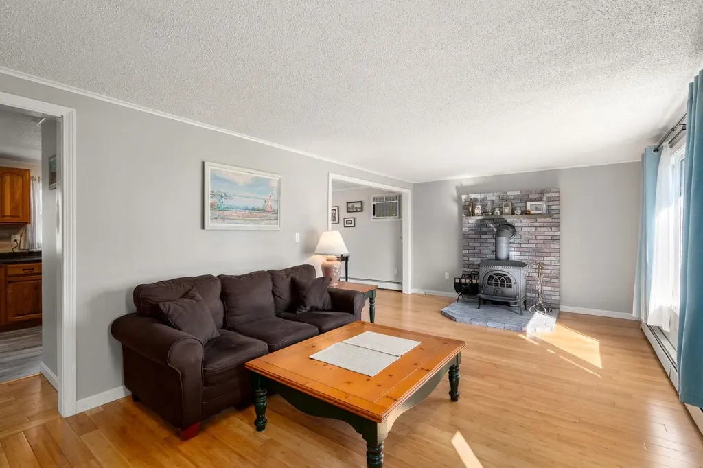 10 Pheasant Lane Atkinson NH 03811