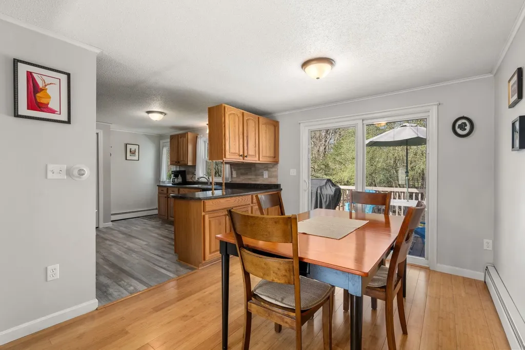 10 Pheasant Lane Atkinson NH 03811