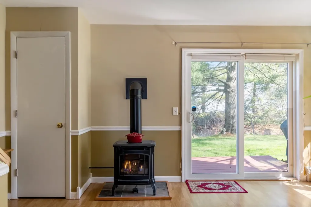 22 Kinsington Street South Burlington VT 05403