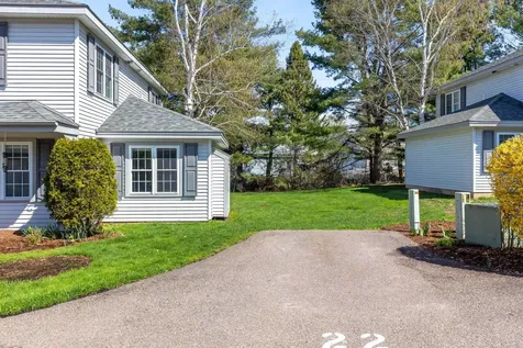 22 Kinsington Street South Burlington VT 05403
