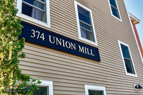 374 Union Street Peterborough NH 03458