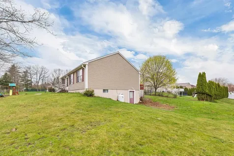 31 Maize Drive Somersworth NH 03878