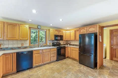 184 Piscassic Road Newfields NH 03856