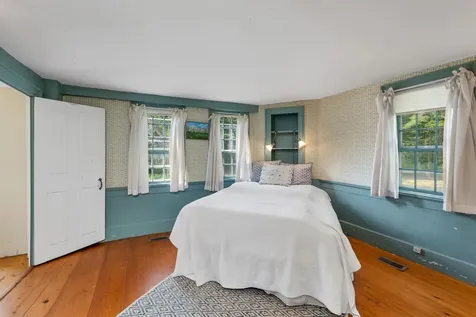 115 Upper Road Sandwich NH 03227