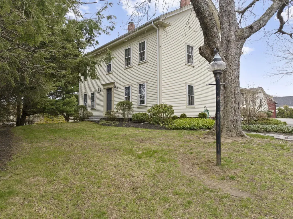 64 Kingston Road Exeter NH 03833