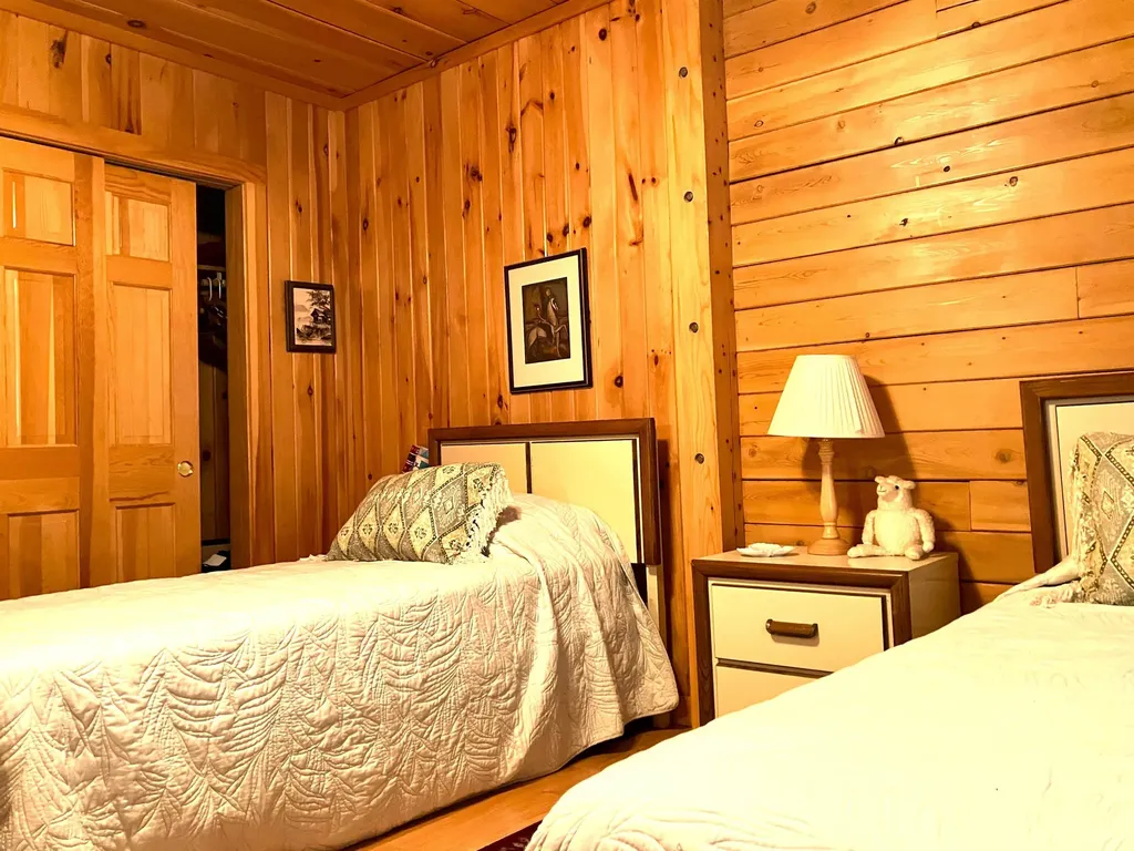 11 West Road Wilmington VT 05363
