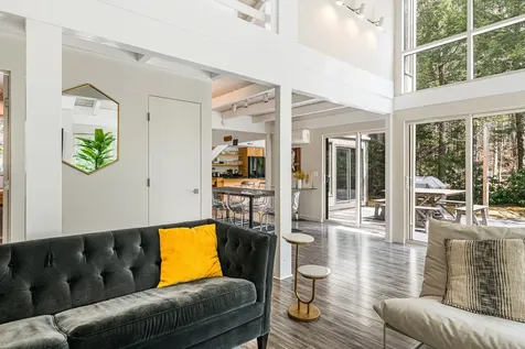 27 Eagle Drive Grantham NH 03753