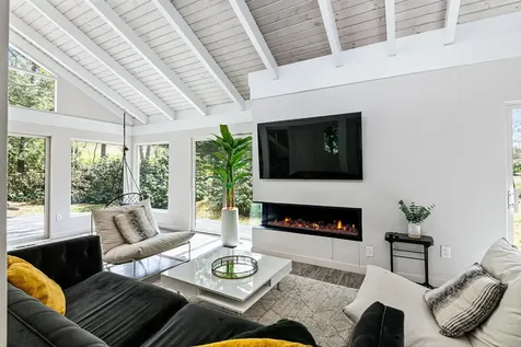 27 Eagle Drive Grantham NH 03753