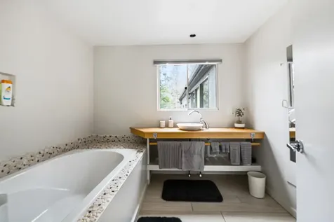 27 Eagle Drive Grantham NH 03753