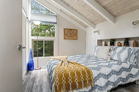 27 Eagle Drive Grantham NH 03753