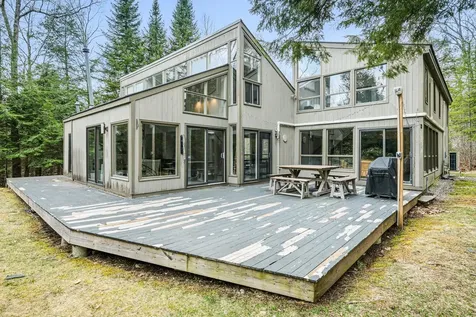 27 Eagle Drive Grantham NH 03753