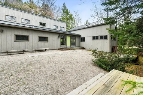 27 Eagle Drive Grantham NH 03753