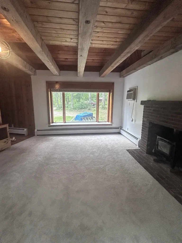 8 Avery Road Campton NH 03223