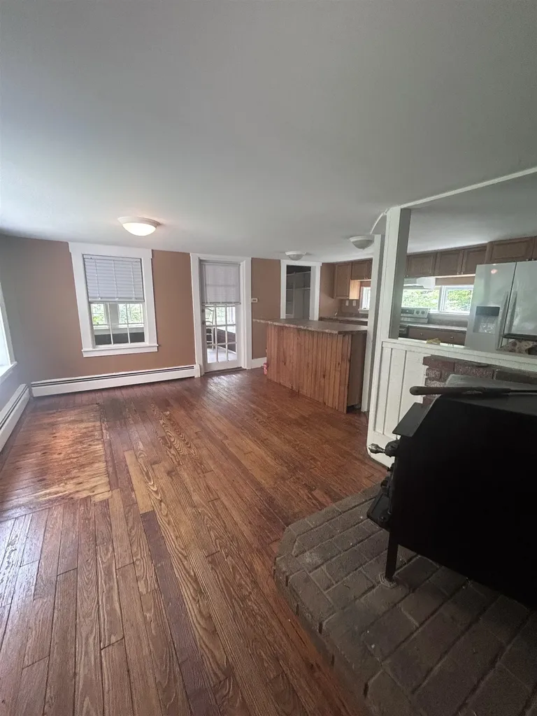 8 Avery Road Campton NH 03223