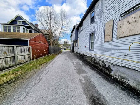 135 Grove Street Rutland City VT 05701