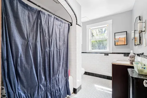 4 Fossa Avenue Nashua NH 03060