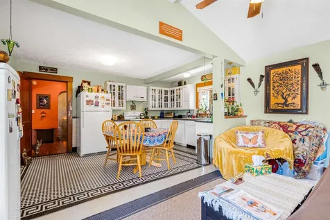 4 Fossa Avenue Nashua NH 03060