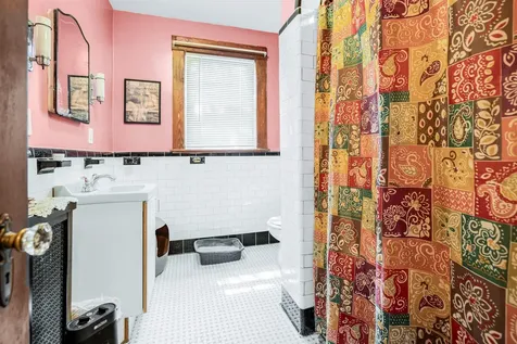 4 Fossa Avenue Nashua NH 03060
